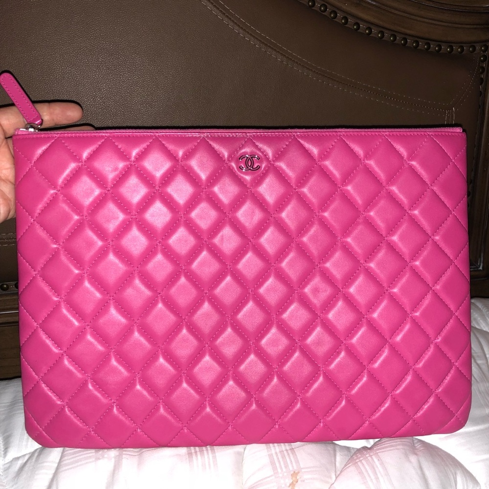 Chanel pink lamb skin clutch